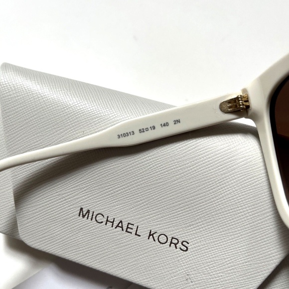 New in Case Original Michael Kors San Marino Sunglasses MK2163 Signature Vanilla - Picture 7 of 10